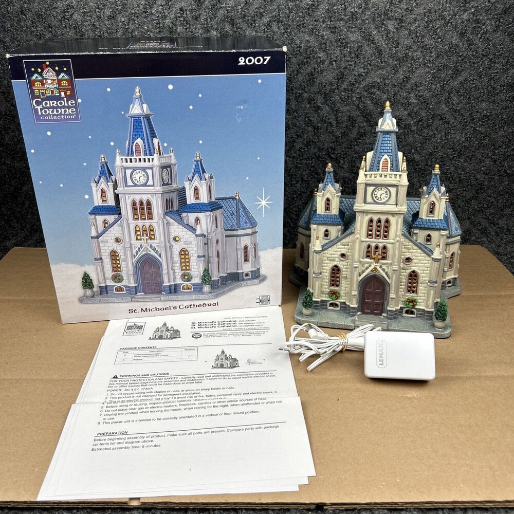 2007 Lemax Carole Towne Collection Light Up/Sound St. Michael's Catherdral